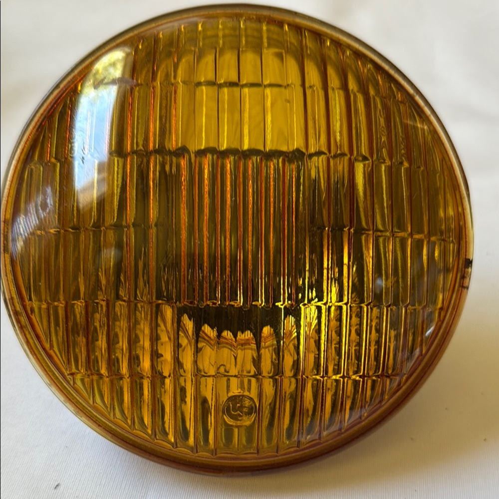 VTG Amber Yellow Round Reflector 6 volt sealed beam headlight car Light bulb
